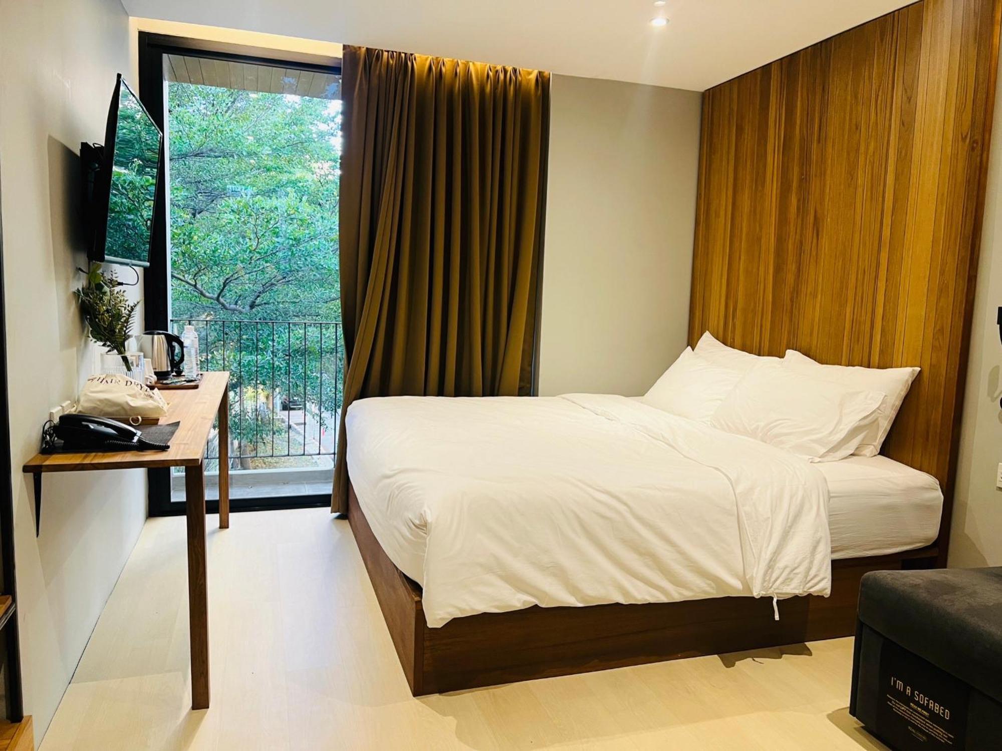 Woodstory Boutique Hotel Bangkok Esterno foto