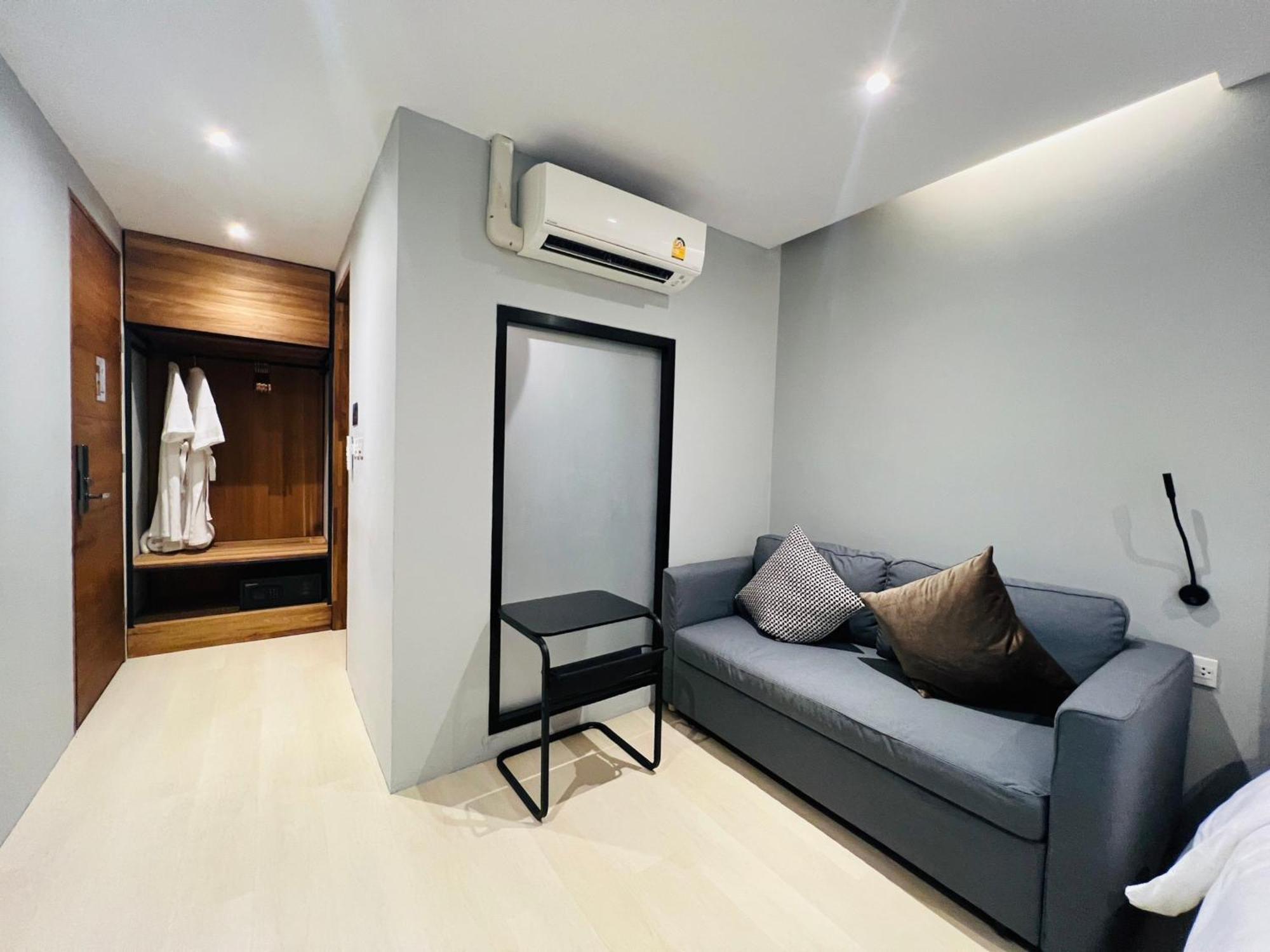 Woodstory Boutique Hotel Bangkok Esterno foto