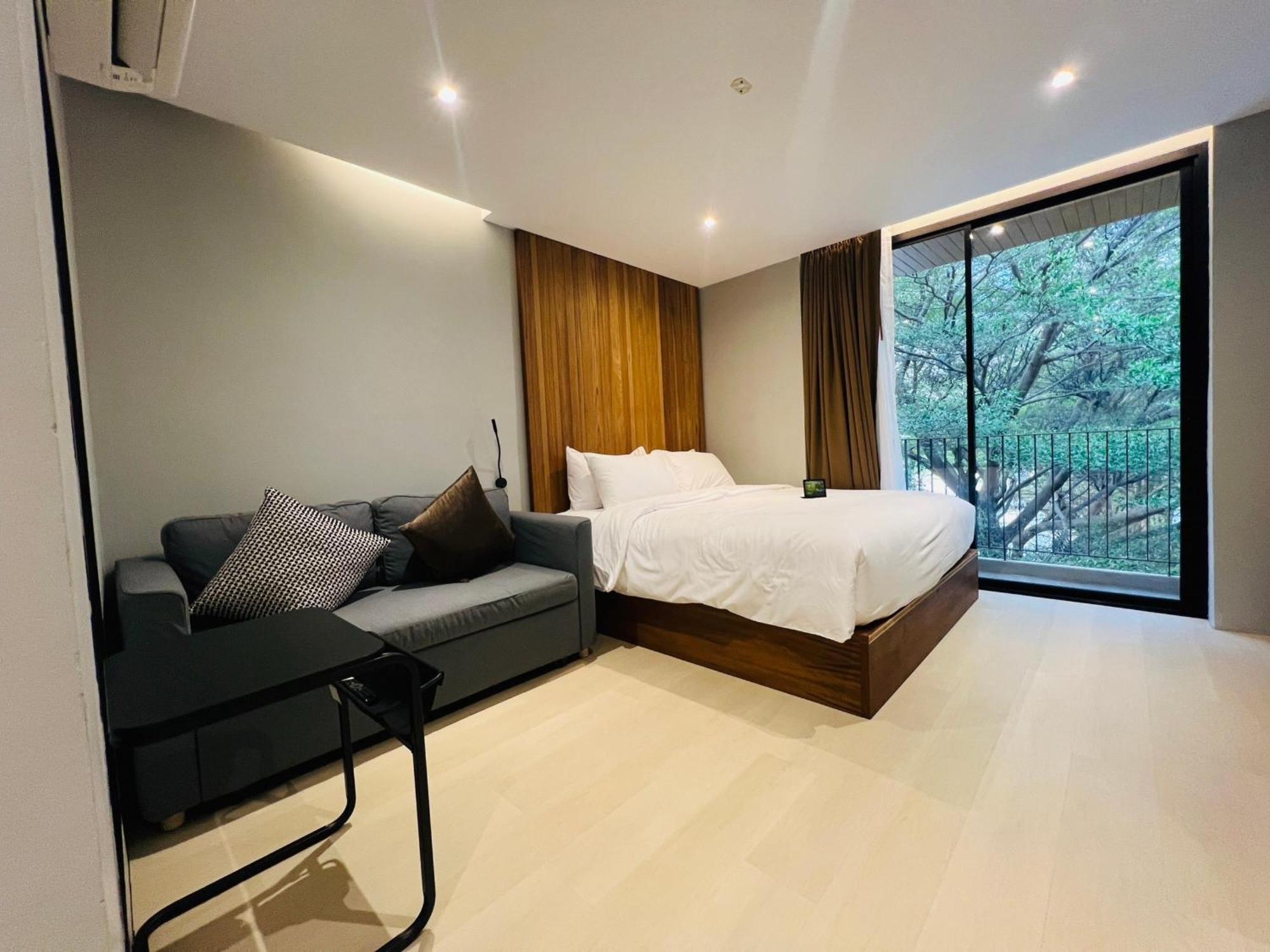 Woodstory Boutique Hotel Bangkok Esterno foto