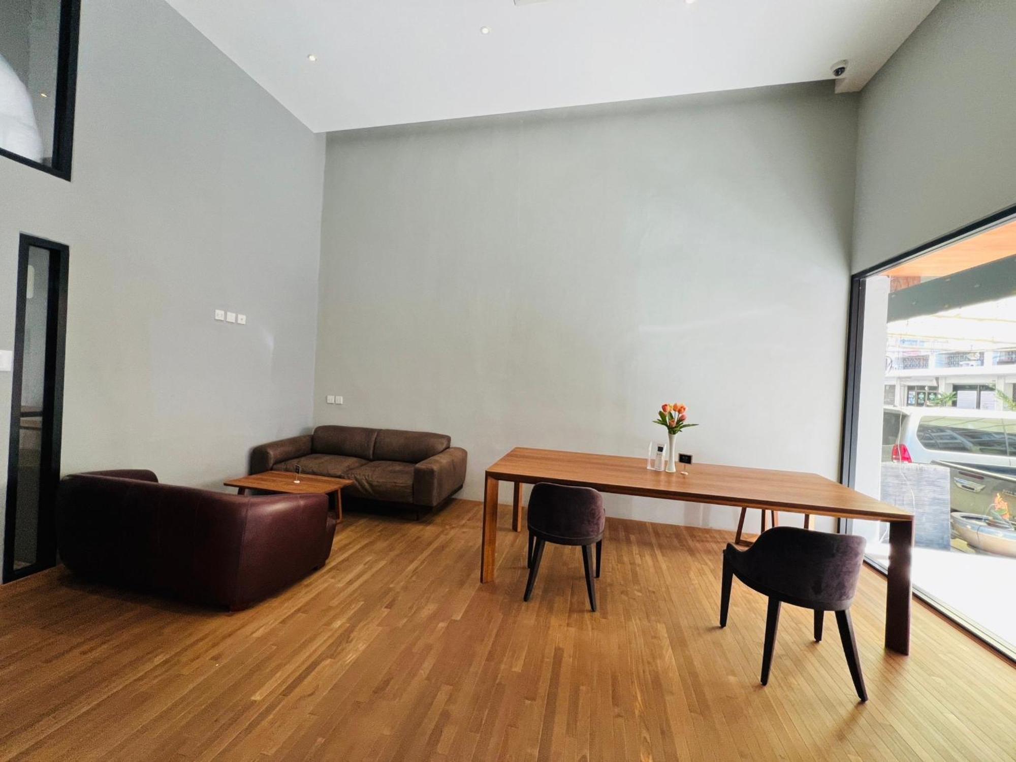 Woodstory Boutique Hotel Bangkok Esterno foto