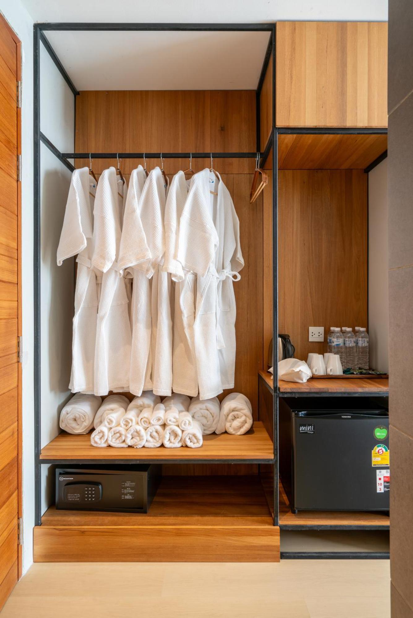 Woodstory Boutique Hotel Bangkok Esterno foto