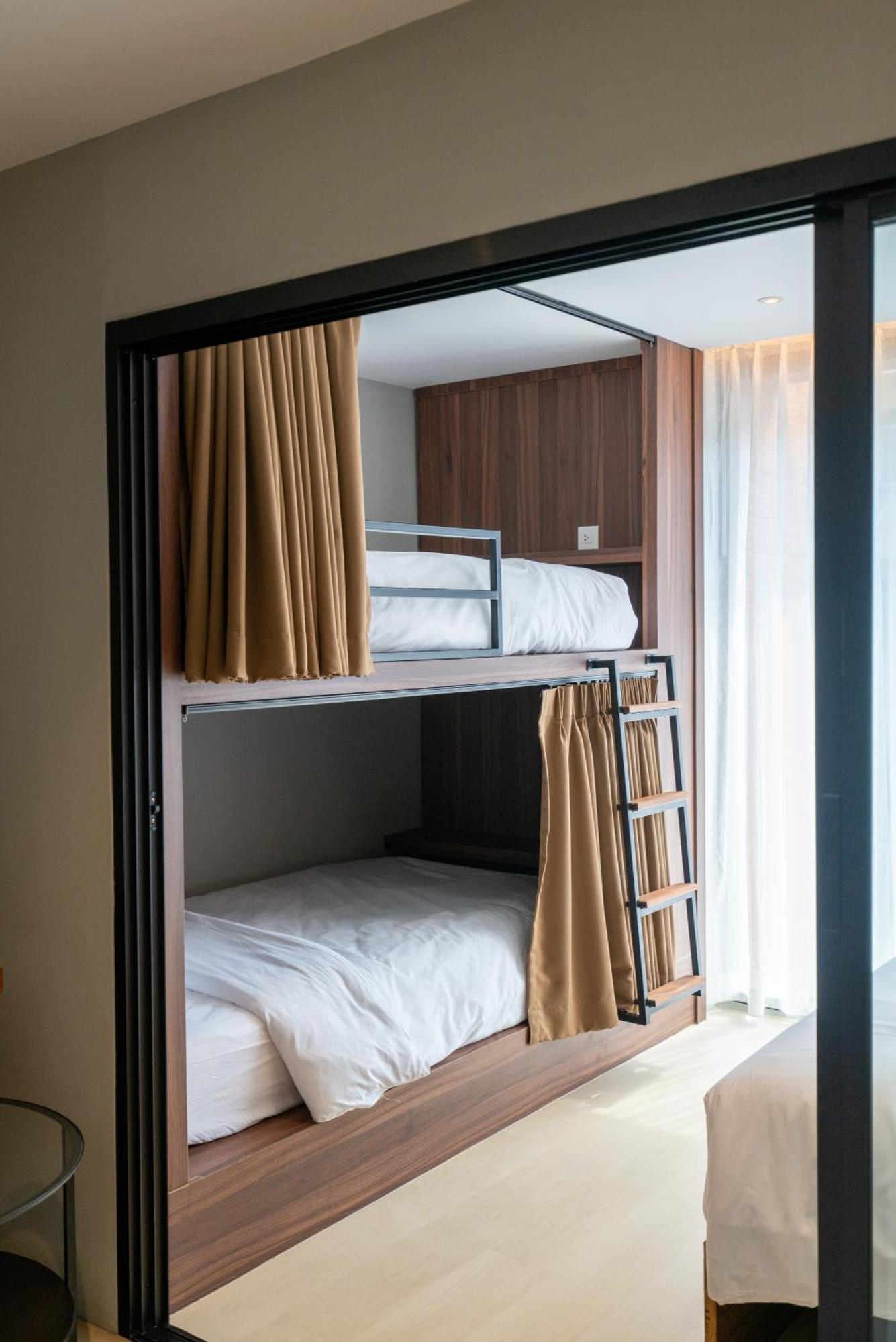 Woodstory Boutique Hotel Bangkok Esterno foto