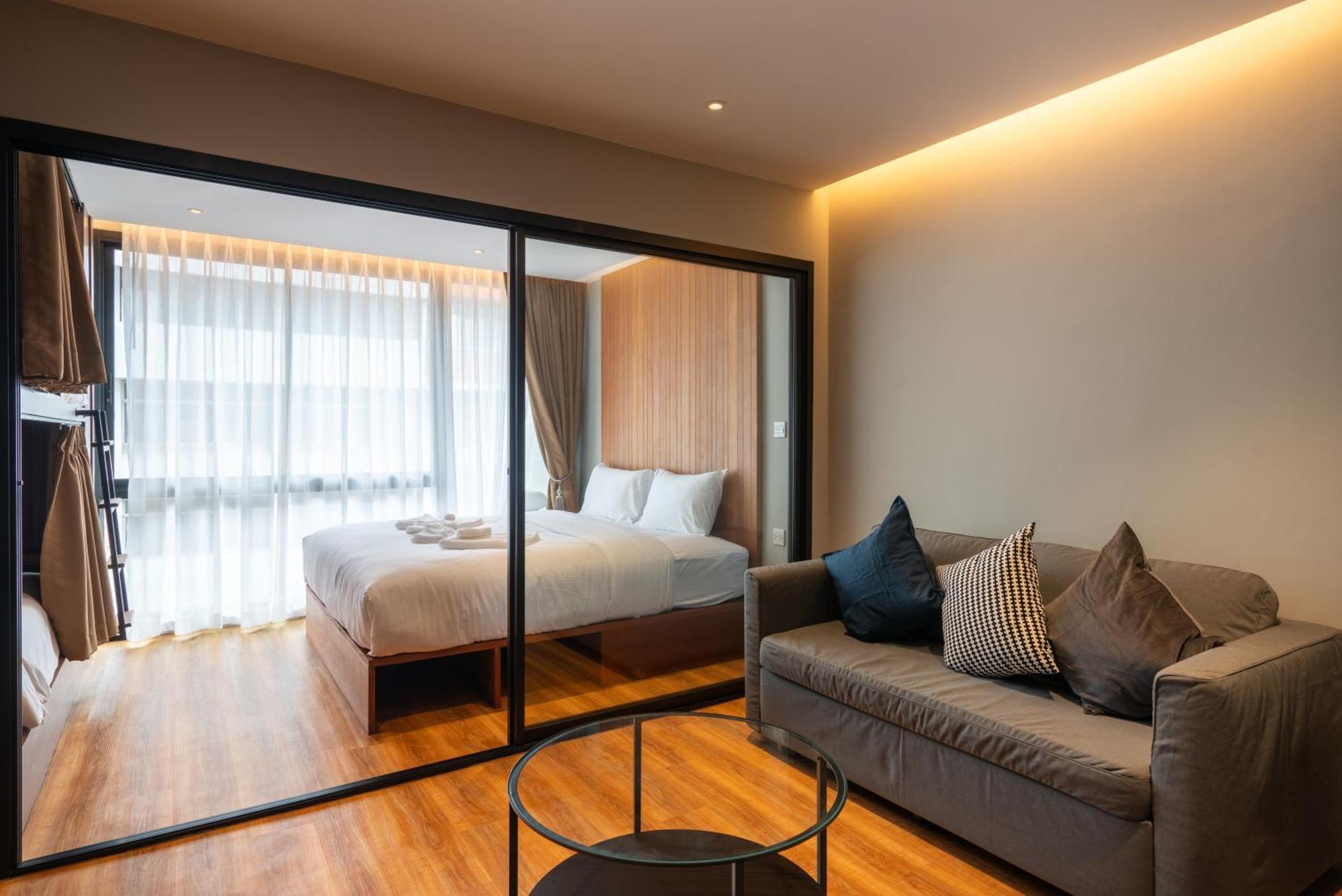 Woodstory Boutique Hotel Bangkok Esterno foto