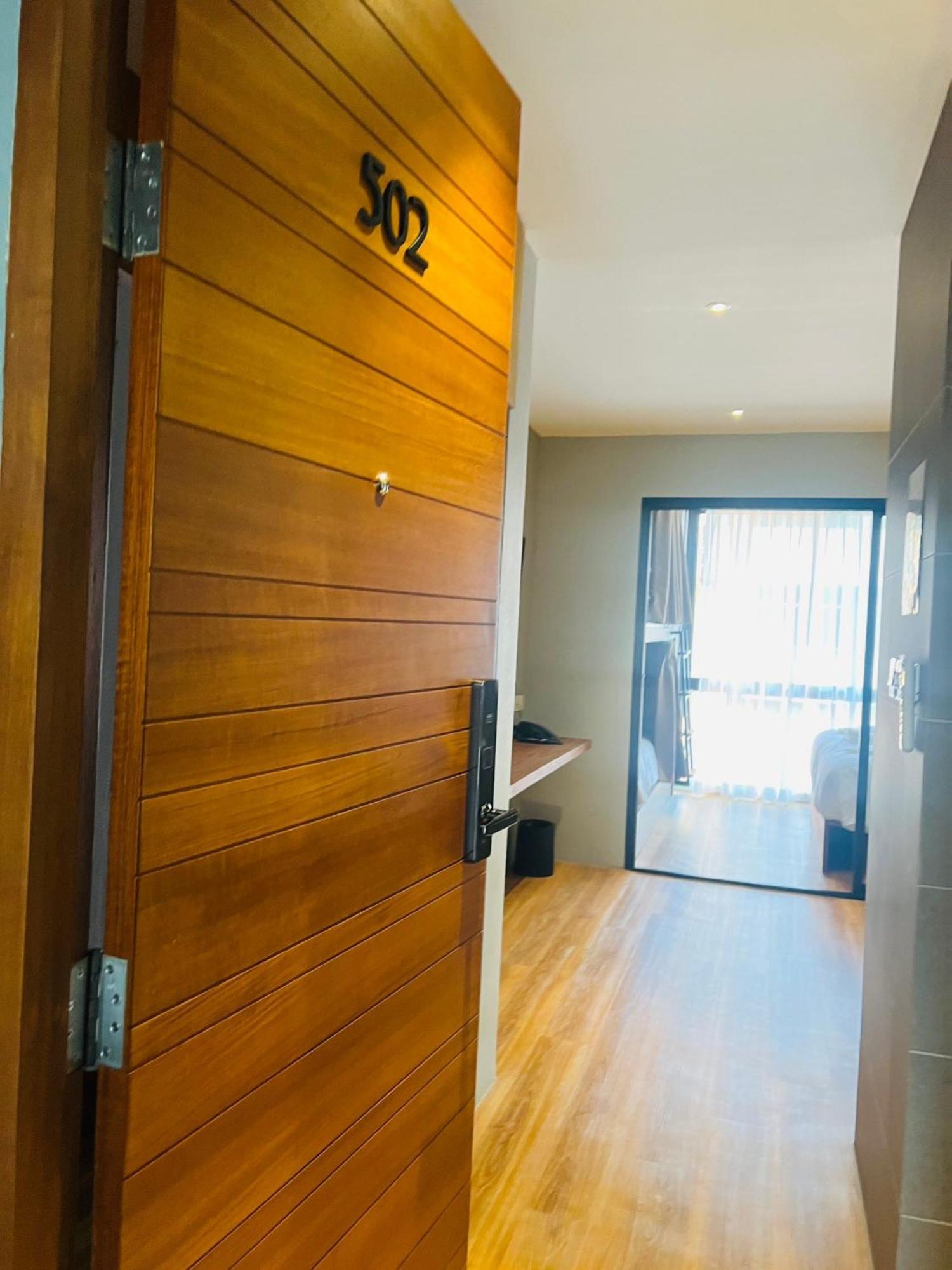 Woodstory Boutique Hotel Bangkok Esterno foto